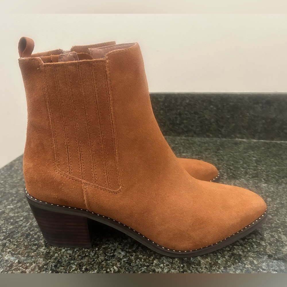 Deltan Piper Ankle Suede Boots Womens Caramel Size 9 M